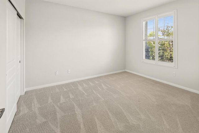 2683 Kingfisher Ln, Lincoln, CA 95648