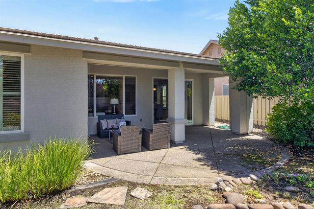 2683 Kingfisher Ln, Lincoln, CA 95648