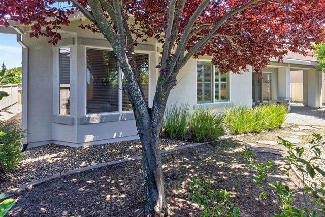 2683 Kingfisher Ln, Lincoln, CA 95648
