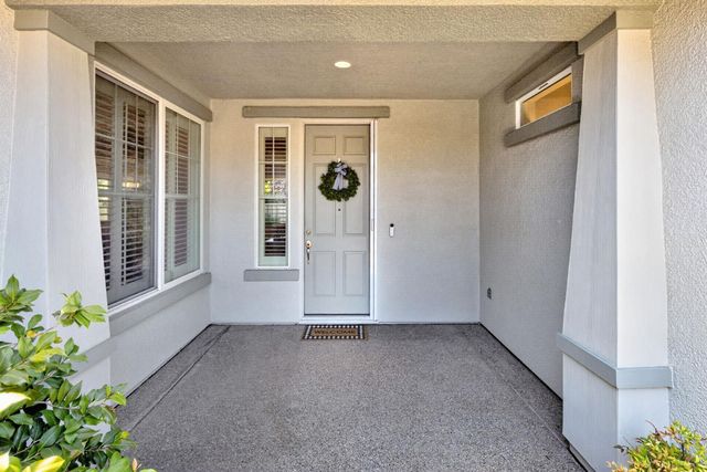 2683 Kingfisher Ln, Lincoln, CA 95648