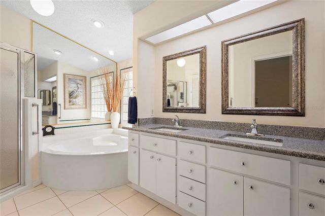 26901 RACQUET CIRCLE, Leesburg, FL 34748