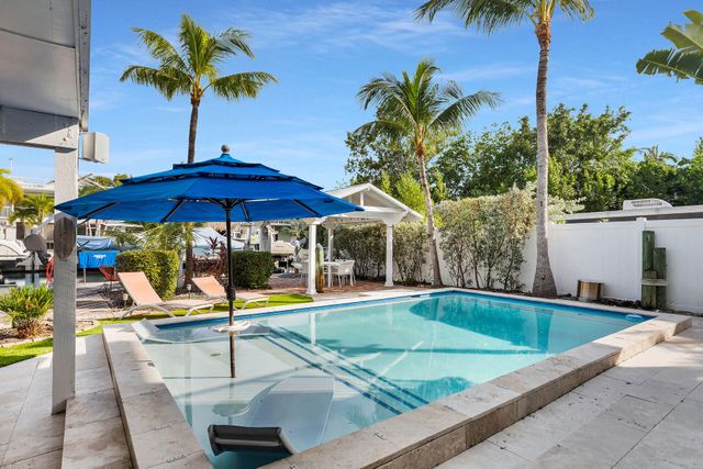 S 375 Coconut Palm Boulevard, Plantation Key, FL 33070