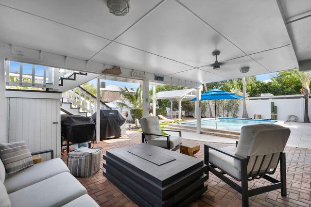 S 375 Coconut Palm Boulevard, Plantation Key, FL 33070