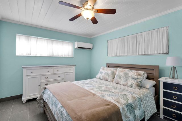 S 375 Coconut Palm Boulevard, Plantation Key, FL 33070