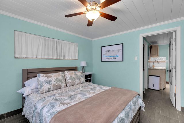 S 375 Coconut Palm Boulevard, Plantation Key, FL 33070