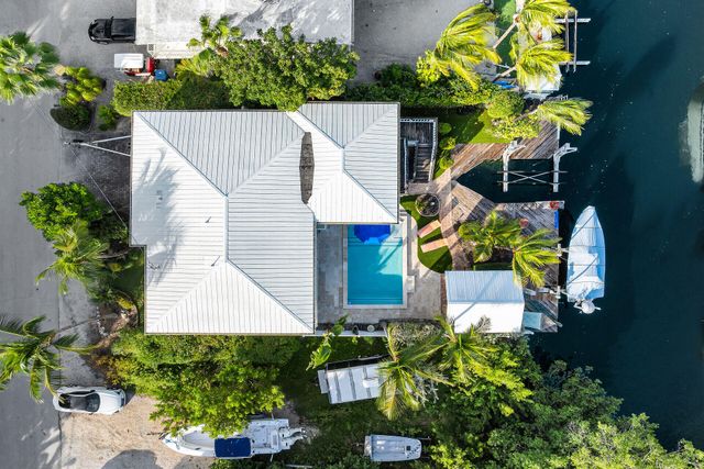 S 375 Coconut Palm Boulevard, Plantation Key, FL 33070