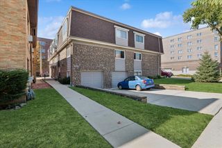 1363 Brown Street 3C, Des Plaines, IL 60016