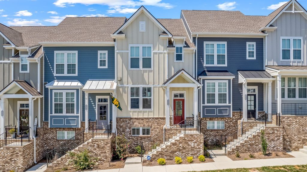 1755 Park Terrace Ln, Nolensville, TN 37135