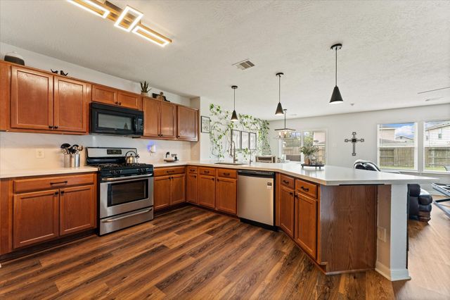 15903 Arapaho Bend Lane, Cypress, TX 77429
