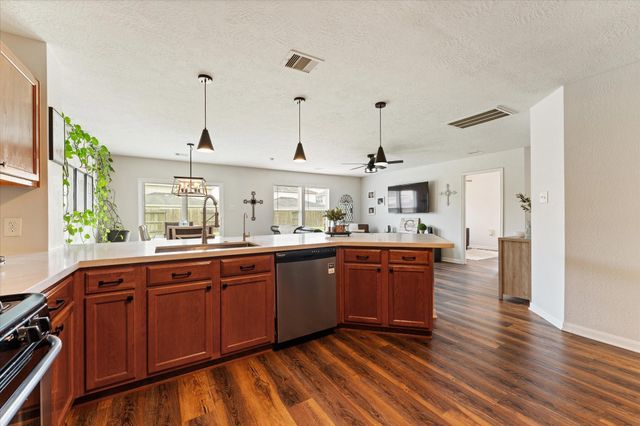 15903 Arapaho Bend Lane, Cypress, TX 77429