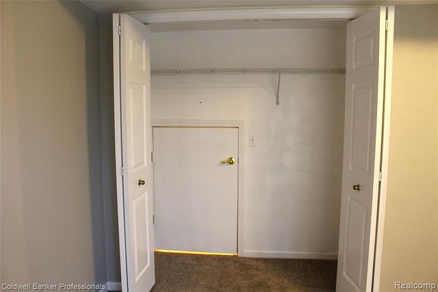 387 Cherry Orchard Road, Canton, MI 48188