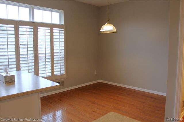 387 Cherry Orchard Road, Canton, MI 48188