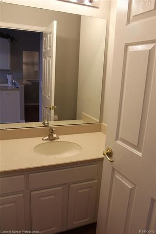 387 Cherry Orchard Road, Canton, MI 48188