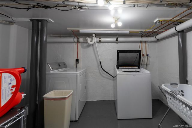 70 Camp Drive, Rhinebeck, NY 12572