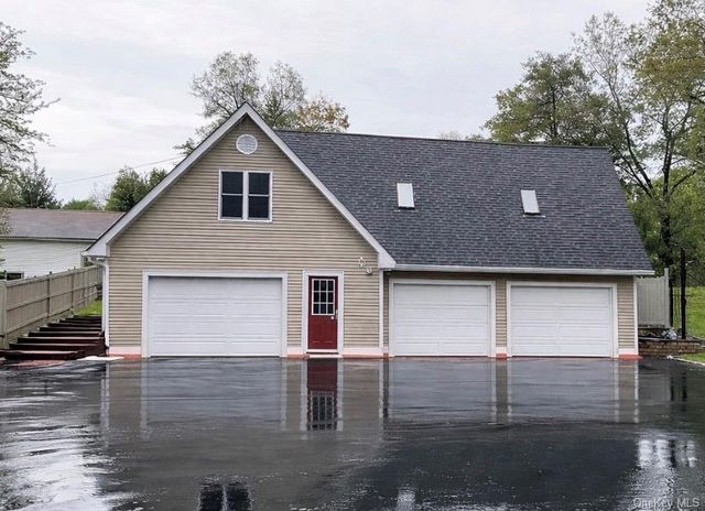 70 Camp Drive, Rhinebeck, NY 12572