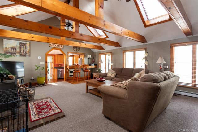 70 Camp Drive, Rhinebeck, NY 12572