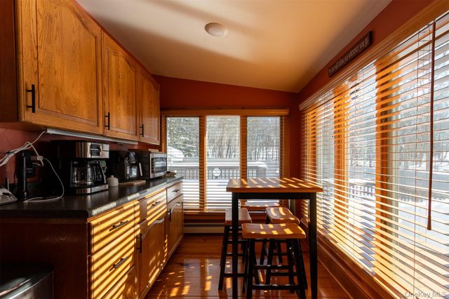 70 Camp Drive, Rhinebeck, NY 12572