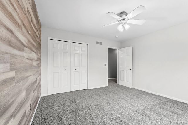 24346 Brentwood Drive, Brownstown Charter Township, MI 48183