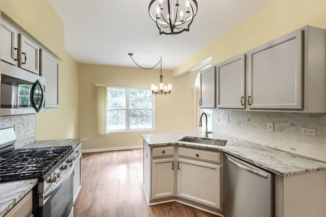 4157 Oak Tree Lane, Plainfield, IL 60586