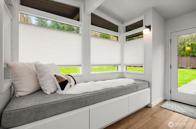 17061 10th Avenue NW, Shoreline, WA 98177