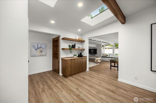 17061 10th Avenue NW, Shoreline, WA 98177