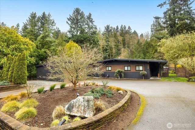 17061 10th Avenue NW, Shoreline, WA 98177