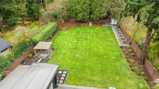 17061 10th Avenue NW, Shoreline, WA 98177