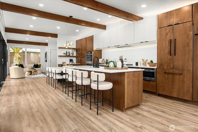 17061 10th Avenue NW, Shoreline, WA 98177