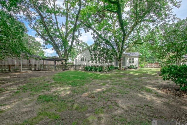 717 N River Rd, Denham Springs, LA 70726