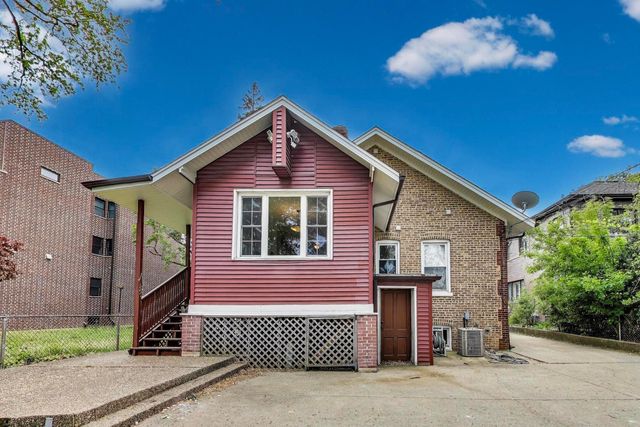 36 E Touhy Avenue, Park Ridge, IL 60068