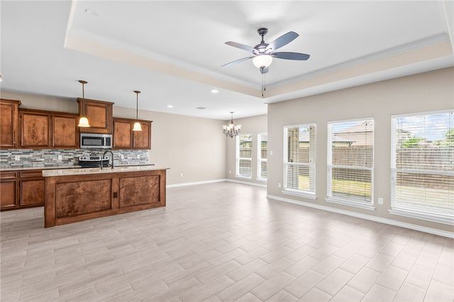 5721 Bella Di Giorno Dr, Corpus Christi, TX 78414