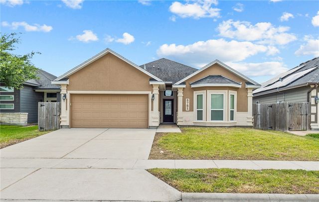 5721 Bella Di Giorno Dr, Corpus Christi, TX 78414