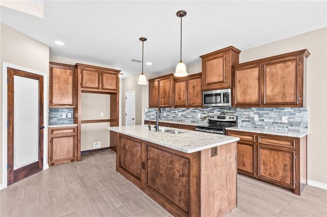 5721 Bella Di Giorno Dr, Corpus Christi, TX 78414