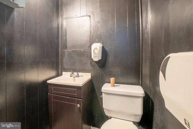 2318-2324 N CHARLES ST, Baltimore, MD 21218