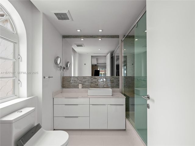 8011 Fisher Island Drive 8011, Miami Beach, FL 33109