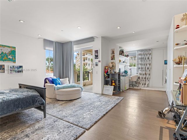 8011 Fisher Island Drive 8011, Miami Beach, FL 33109