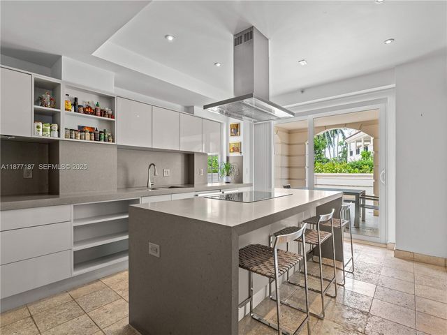 8011 Fisher Island Drive 8011, Miami Beach, FL 33109