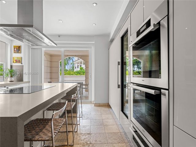 8011 Fisher Island Drive 8011, Miami Beach, FL 33109
