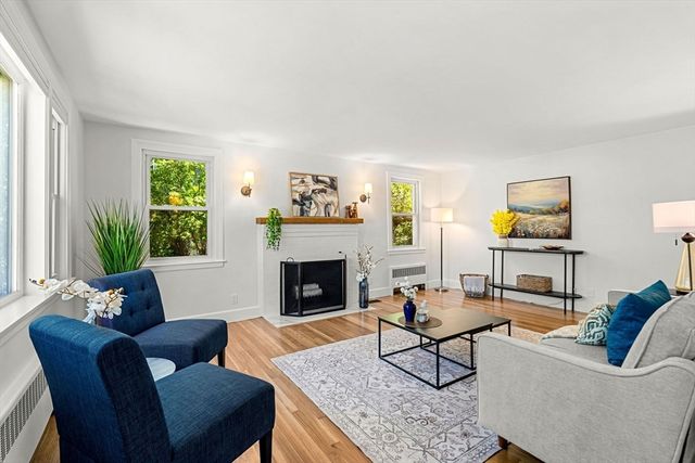 96 Paul Revere Rd, Arlington, MA 02476