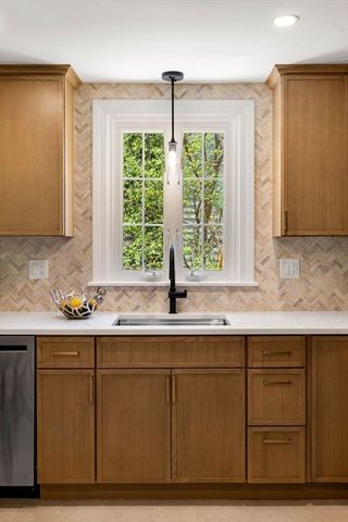 96 Paul Revere Rd, Arlington, MA 02476