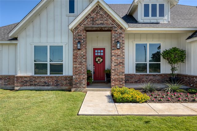 152 Katy Ranch Drive, Weatherford, TX 76085