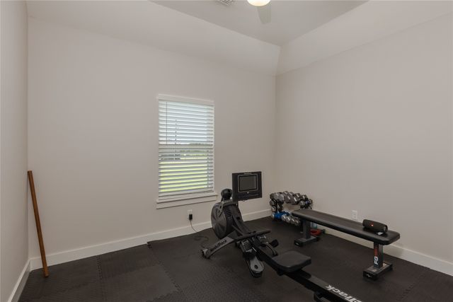 152 Katy Ranch Drive, Weatherford, TX 76085