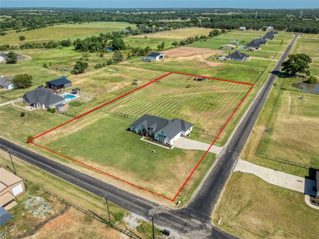 152 Katy Ranch Drive, Weatherford, TX 76085