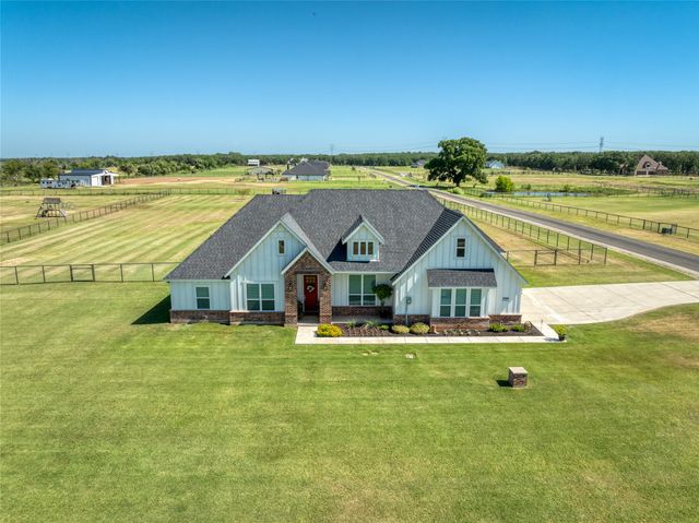 152 Katy Ranch Drive, Weatherford, TX 76085