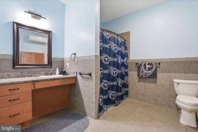 8011 HIDDEN VALLEY LN, Waynesboro, PA 17268