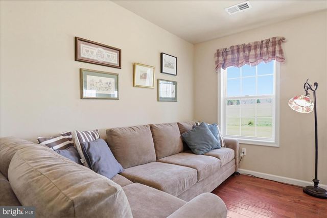 8011 HIDDEN VALLEY LN, Waynesboro, PA 17268