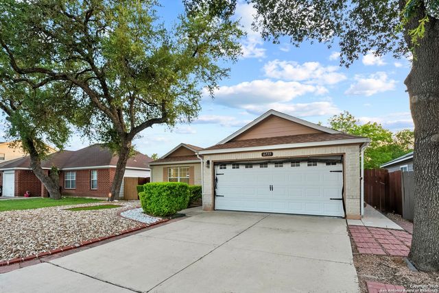 6739 Tezel Bend, San Antonio, TX 78250