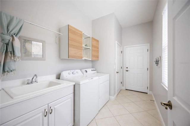 166 PALAZZO COURT, North Venice, FL 34275