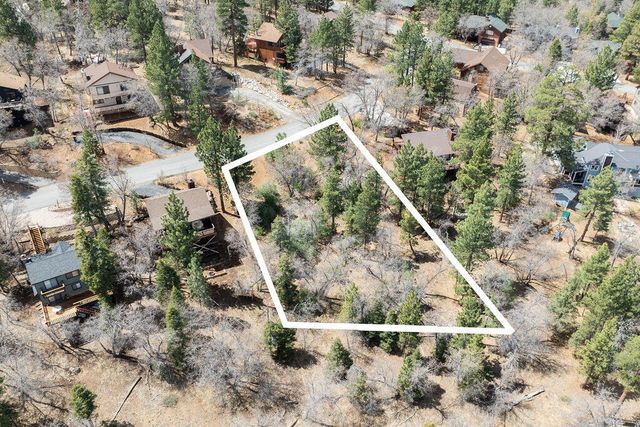 1530 Tuolumne Road, Big Bear City, CA 92314