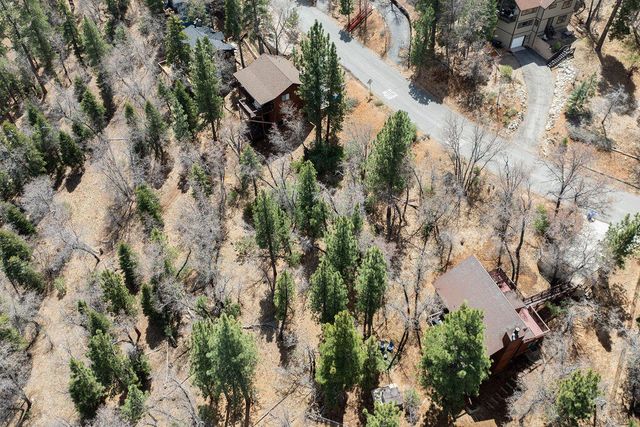 1530 Tuolumne Road, Big Bear City, CA 92314